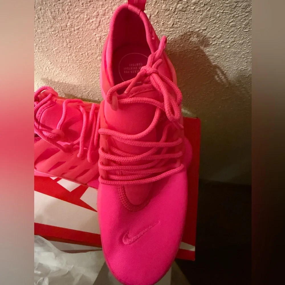 Nike Women's Bright Pink Sneakers - Picture 2 of 10